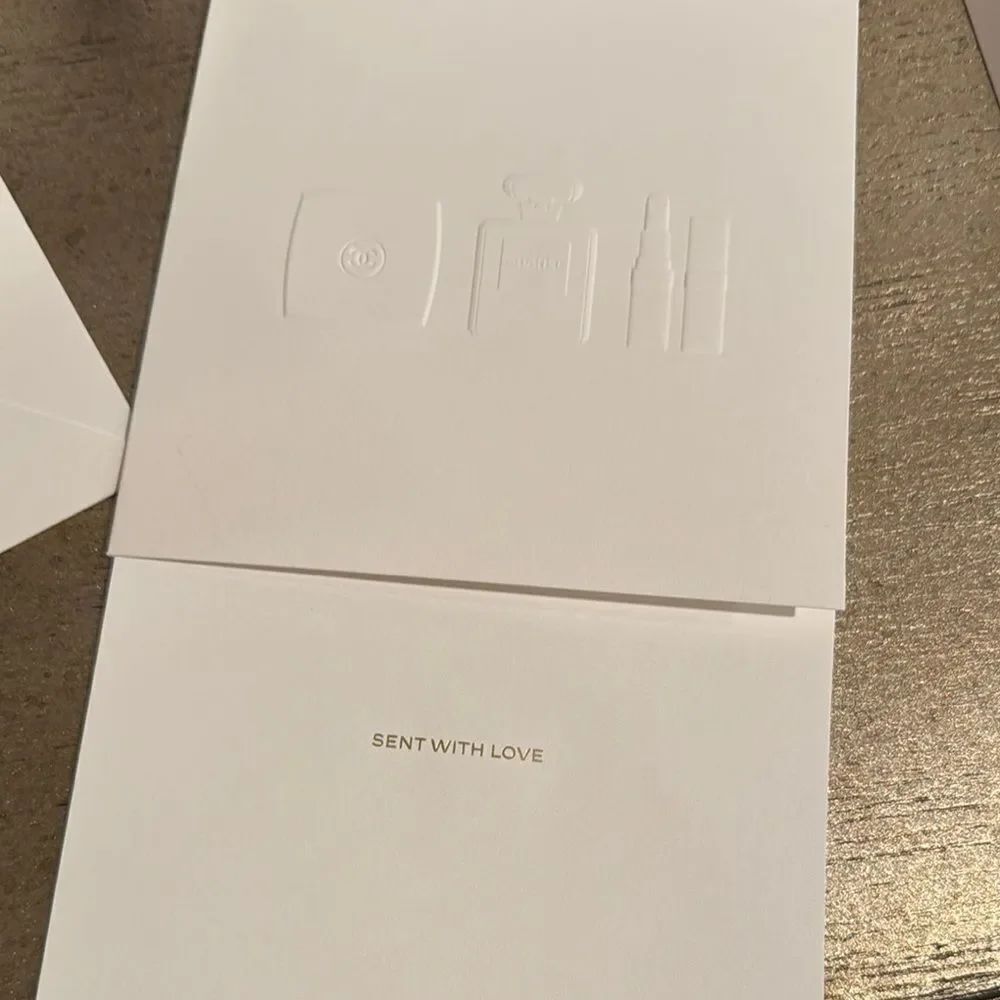 Chanel Gift Box with Cards - Picture 2 of 16